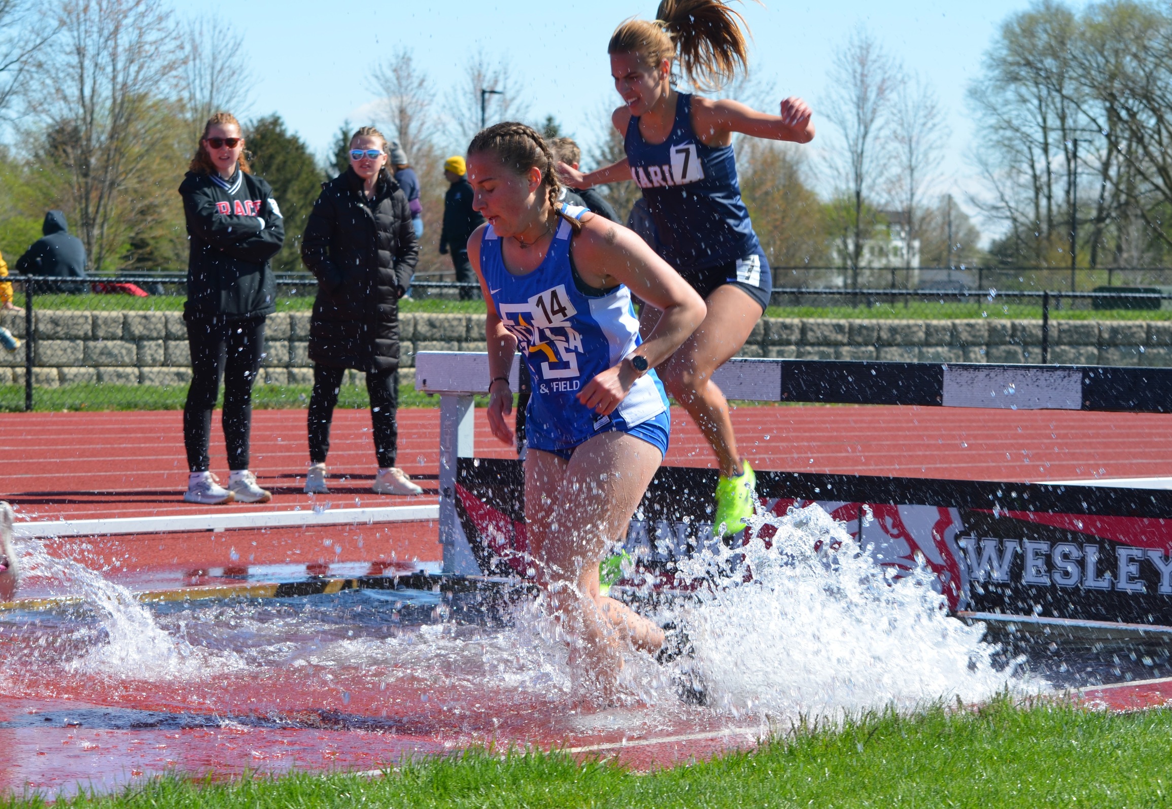 Charger Women Throw Well at Indiana State